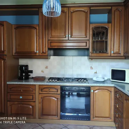 Casa Il Glicine 펜션 카살레 코르테 세로