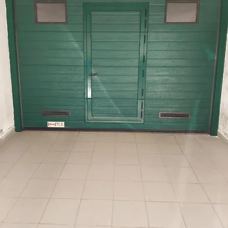 Casa Il Glicine 카살레 코르테 세로