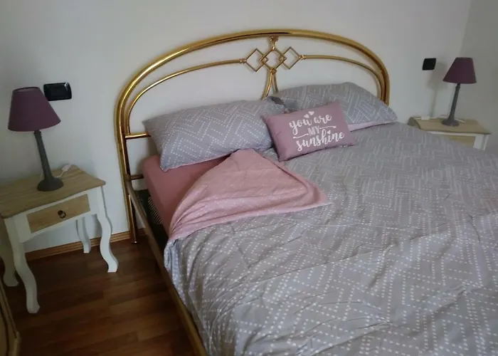 Casa Il Glicine بيت للعطل *