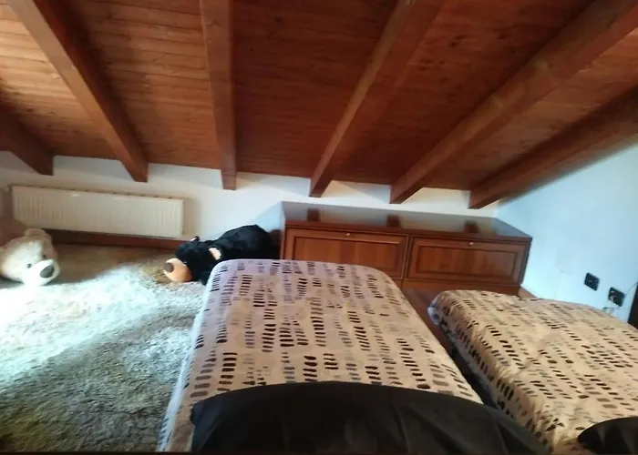 Casa Il Glicine بيت للعطل